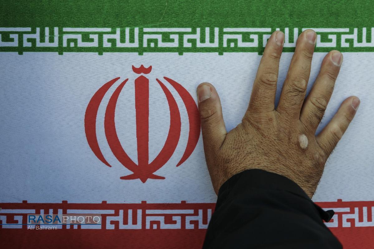 بیوطنان لاعلاج! بیوطنان لاعلاج!
