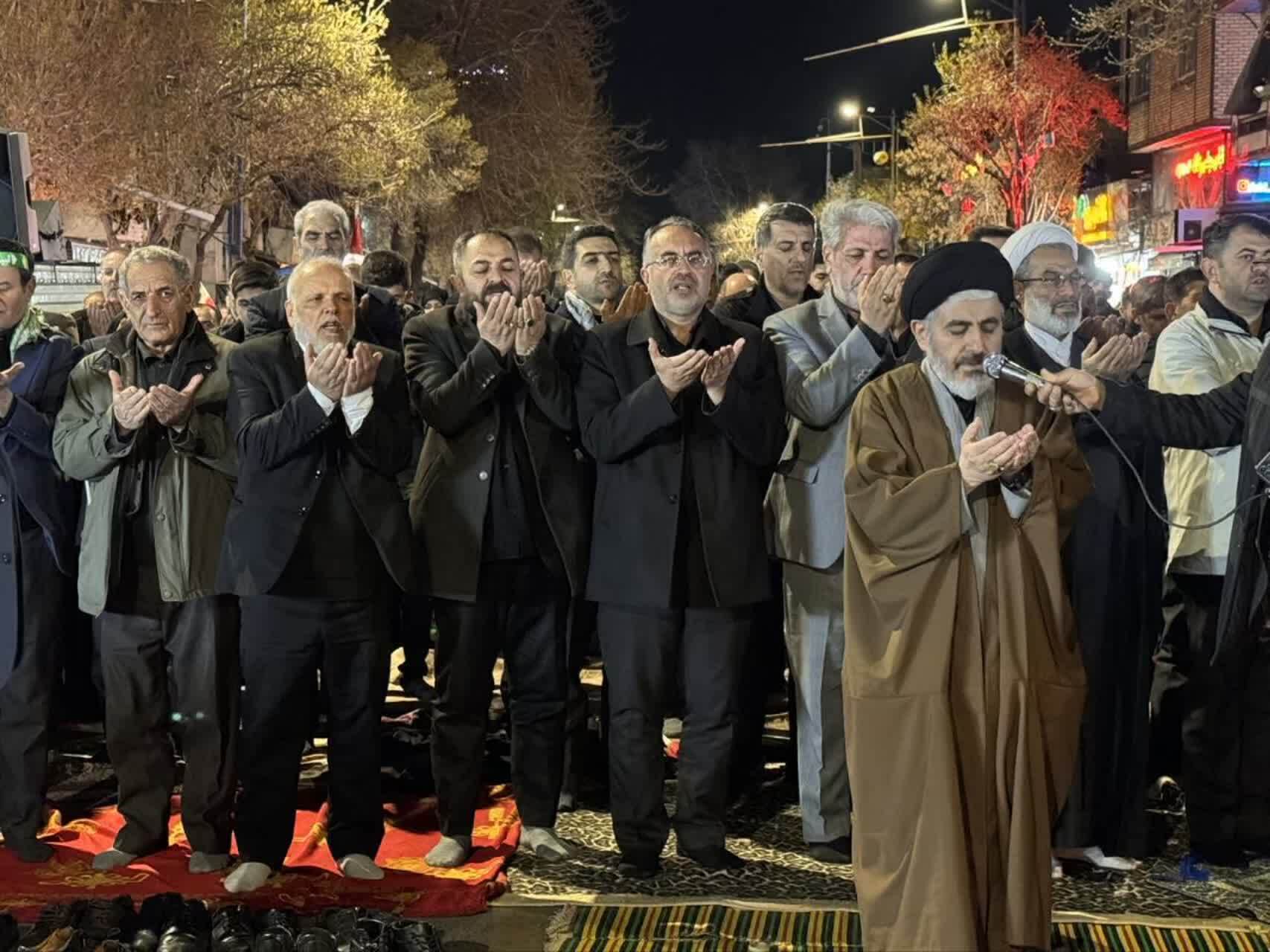 نمایش همبستگی و انسجام اجتماعی در آیین‌های شبانه