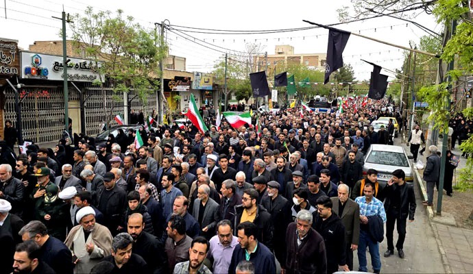 گزارش تصویری تشییع باشکوه شهید سردار نائینی گزارش تصویری تشییع باشکوه شهید سردار نائینی