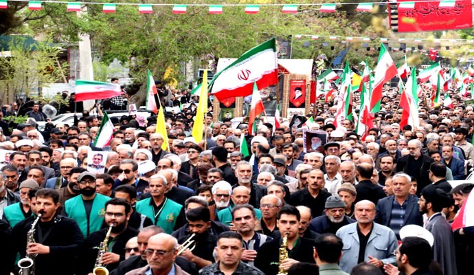 گزارش تصویری تشییع باشکوه شهید سردار نائینی گزارش تصویری تشییع باشکوه شهید سردار نائینی