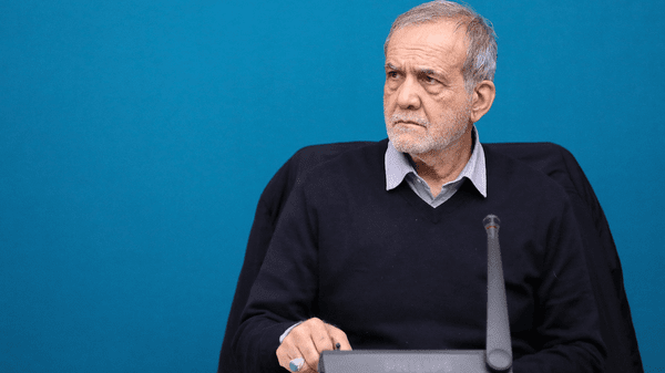 پیام تسلیت سران قوا و مسئولان نظام در پی شهادت دکتر خرازی/ تشییع پیکر شهید خرازی بر روی دستان نمازگزارن نماز جمعه تهران پیام تسلیت سران قوا و مسئولان نظام در پی شهادت دکتر خرازی/ تشییع پیکر شهید خرازی بر روی دستان نمازگزارن نماز جمعه تهران