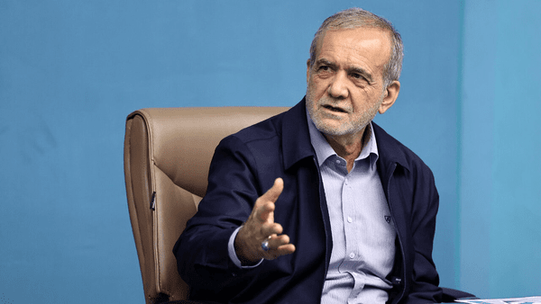 قدردانی مراجع، علما و مسئولان نظام از مواضع ضد استکباری پاپ لئو چهاردهم