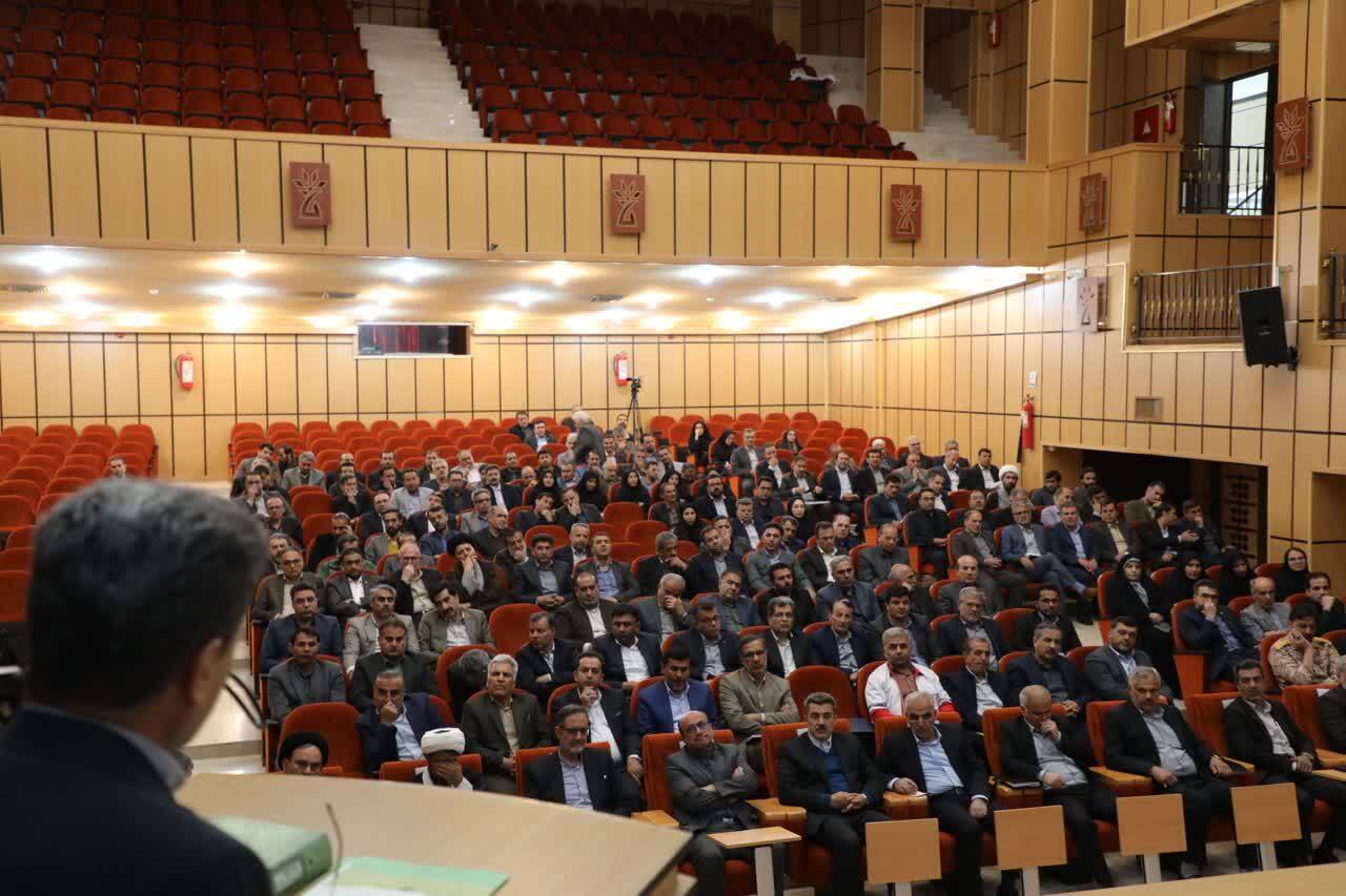 ۱۱ اولویت راهبردی برای تحقق اقتصاد مقاومتی در چهارمحال و بختیاری تبیین شد ۱۱ اولویت راهبردی برای تحقق اقتصاد مقاومتی در چهارمحال و بختیاری تبیین شد