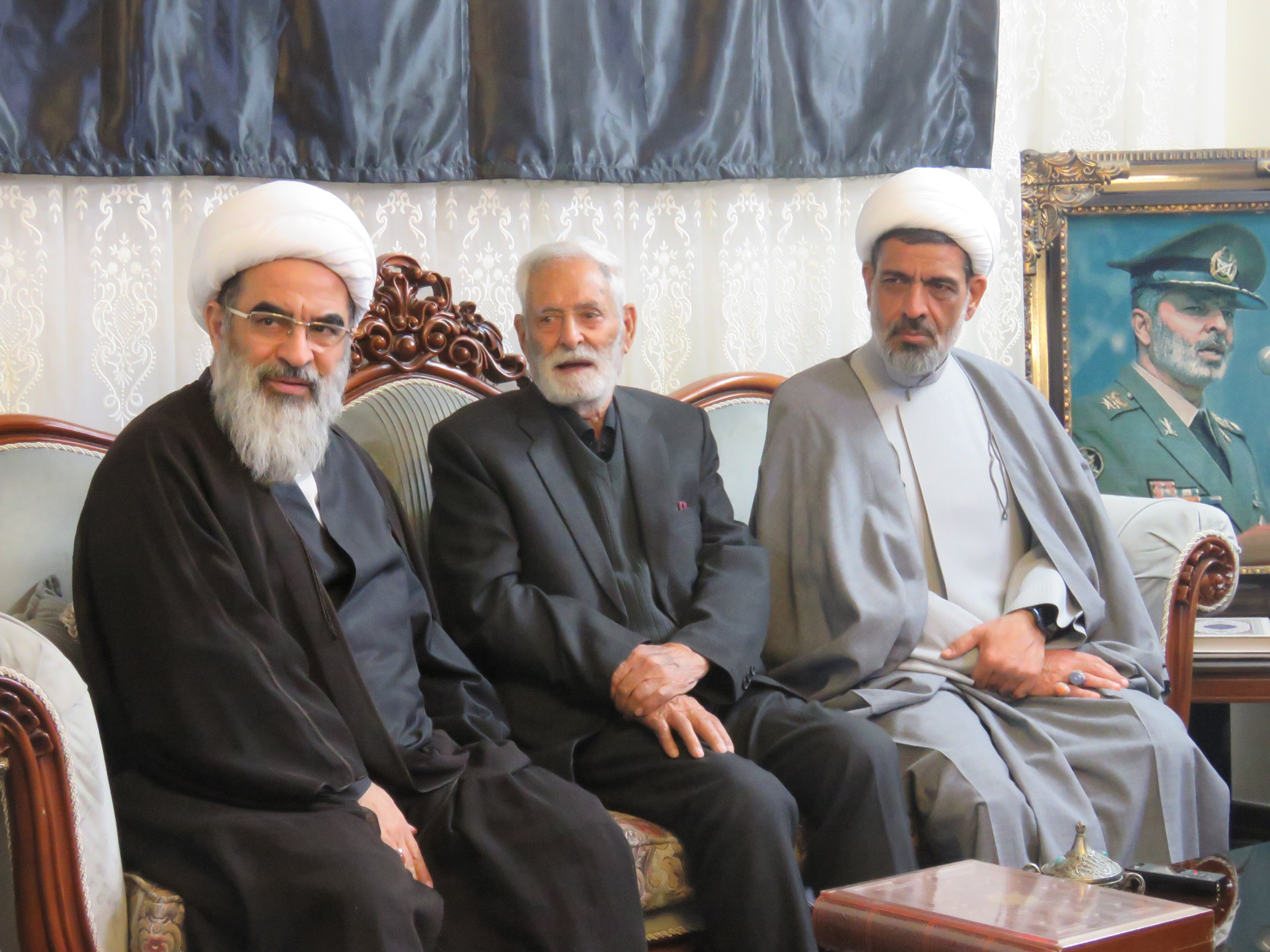 دیدار آیت‌الله فاضل لنکرانی با خانواده شهید سپهبد سید عبدالرحیم موسوی