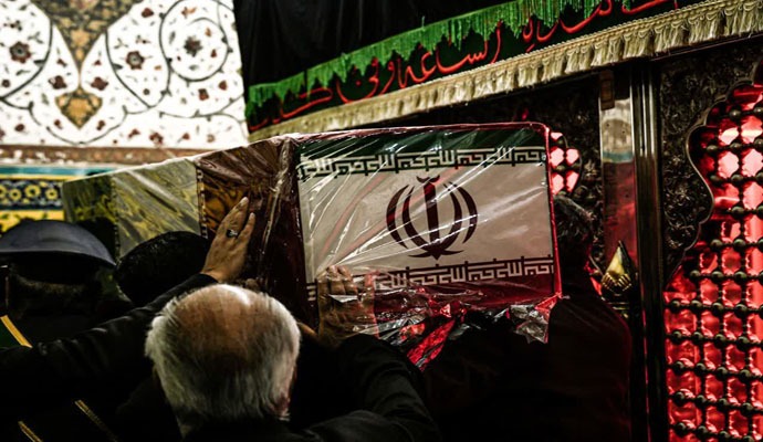 تشییع خانواده شهیدان میرزایی در مشهد اردهال کاشان + عکس تشییع خانواده شهیدان میرزایی در مشهد اردهال کاشان + عکس
