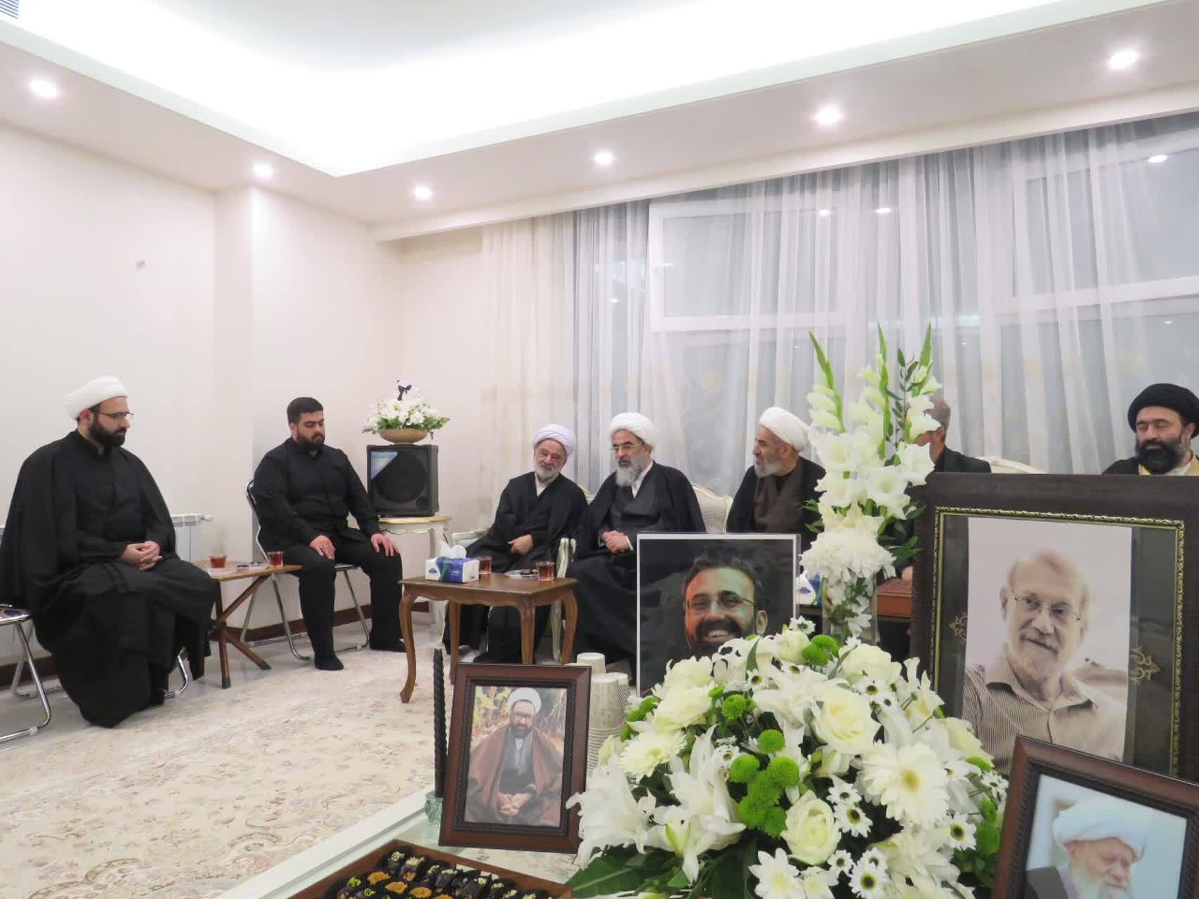 شهید دکتر لاریجانی برای همیشه به عنوان افتخار این نظام، دین، کشور و مردم زنده هستند شهید دکتر لاریجانی برای همیشه به عنوان افتخار این نظام، دین، کشور و مردم زنده هستند