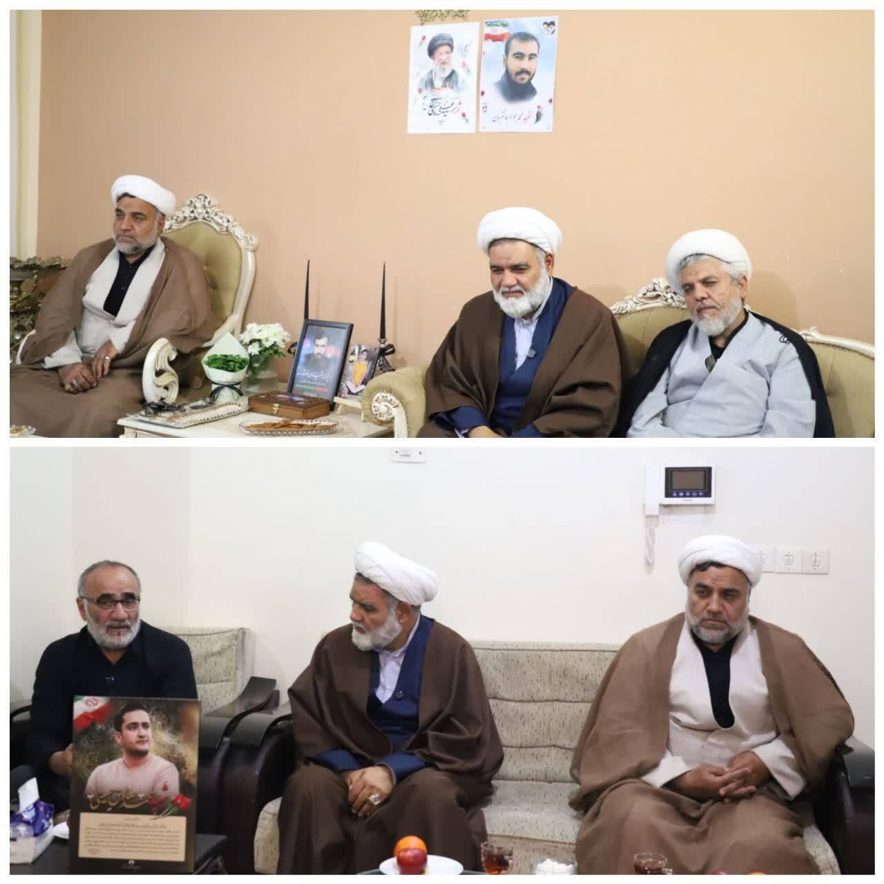 دیدار هیات رئیسه تیپ مستقل ۸۳ روحانیون رزمی تبلیغی امام جعفر صادق عليهالسلام با خانواده شهیدان دیدار هیات رئیسه تیپ مستقل ۸۳ روحانیون رزمی تبلیغی امام جعفر صادق عليهالسلام با خانواده شهیدان