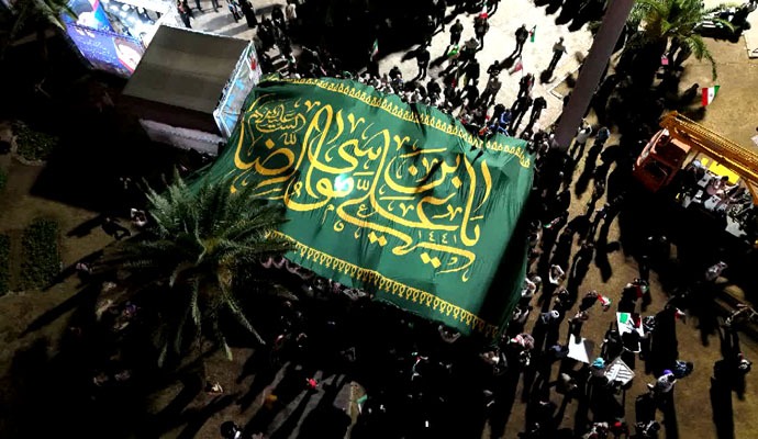 اجرای ویژه برنامه «بیرق رضوی» در کاشان + عکس