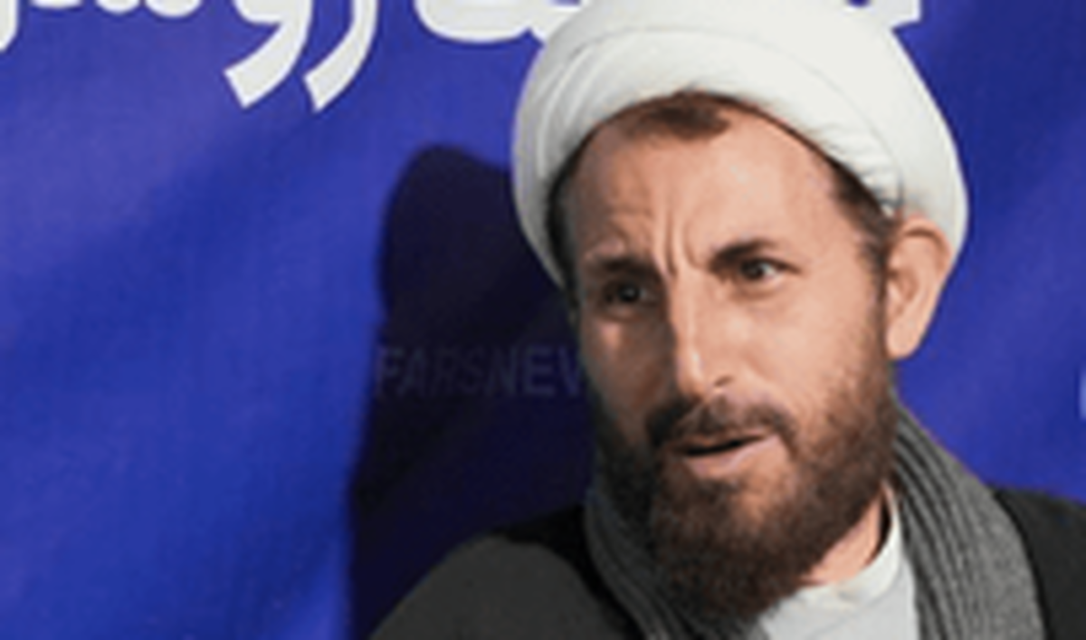 خون رهبر شهید و دانش‌آموزان میناب، استکبار را نابود می‌کند