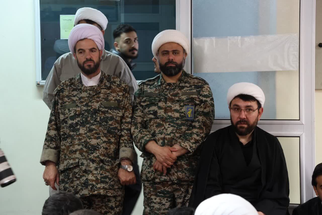 برگزاری همایش تجدید بیعت حوزویان تبریز با رهبر معظم انقلاب+ تصاویر برگزاری همایش تجدید بیعت حوزویان تبریز با رهبر معظم انقلاب+ تصاویر