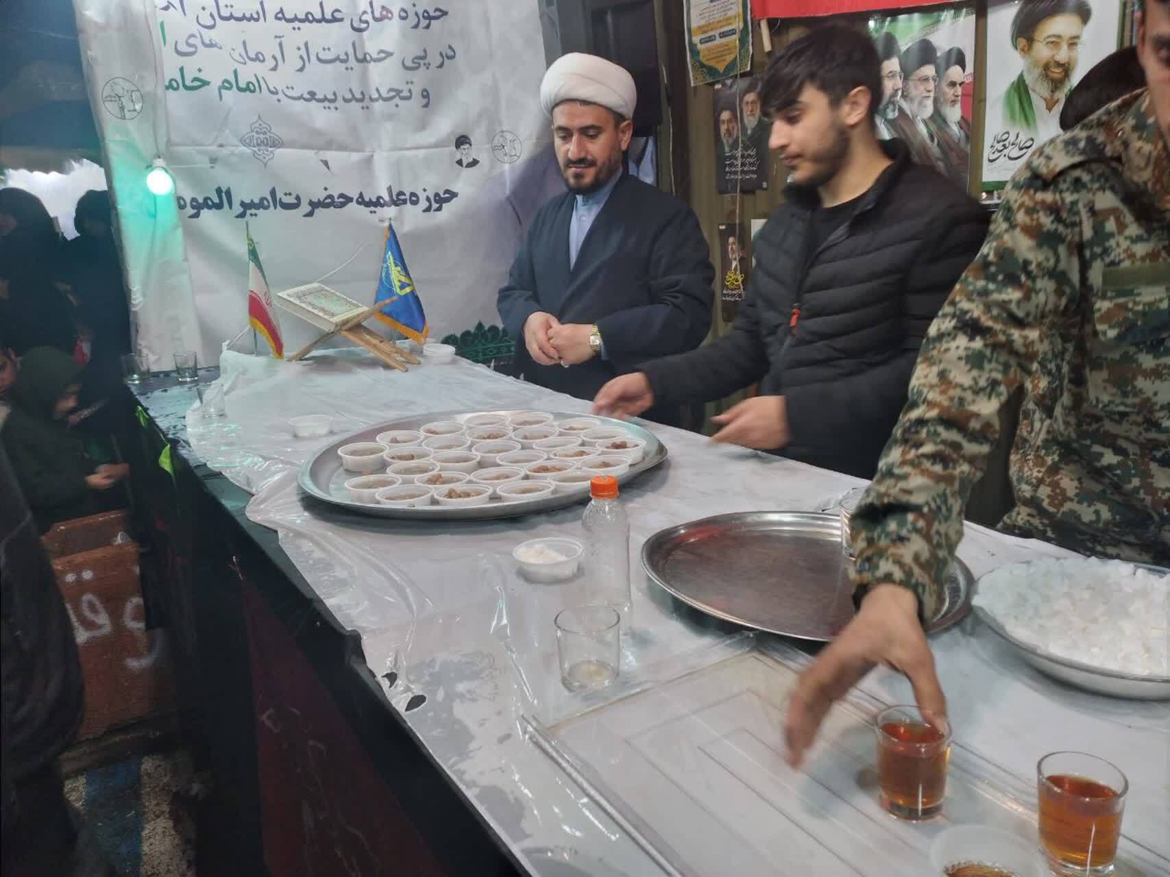 ادامه برپایی موکب سیدالشهدای انقلاب مدرسه علمیه امیرالمؤمنین+ تصاویر