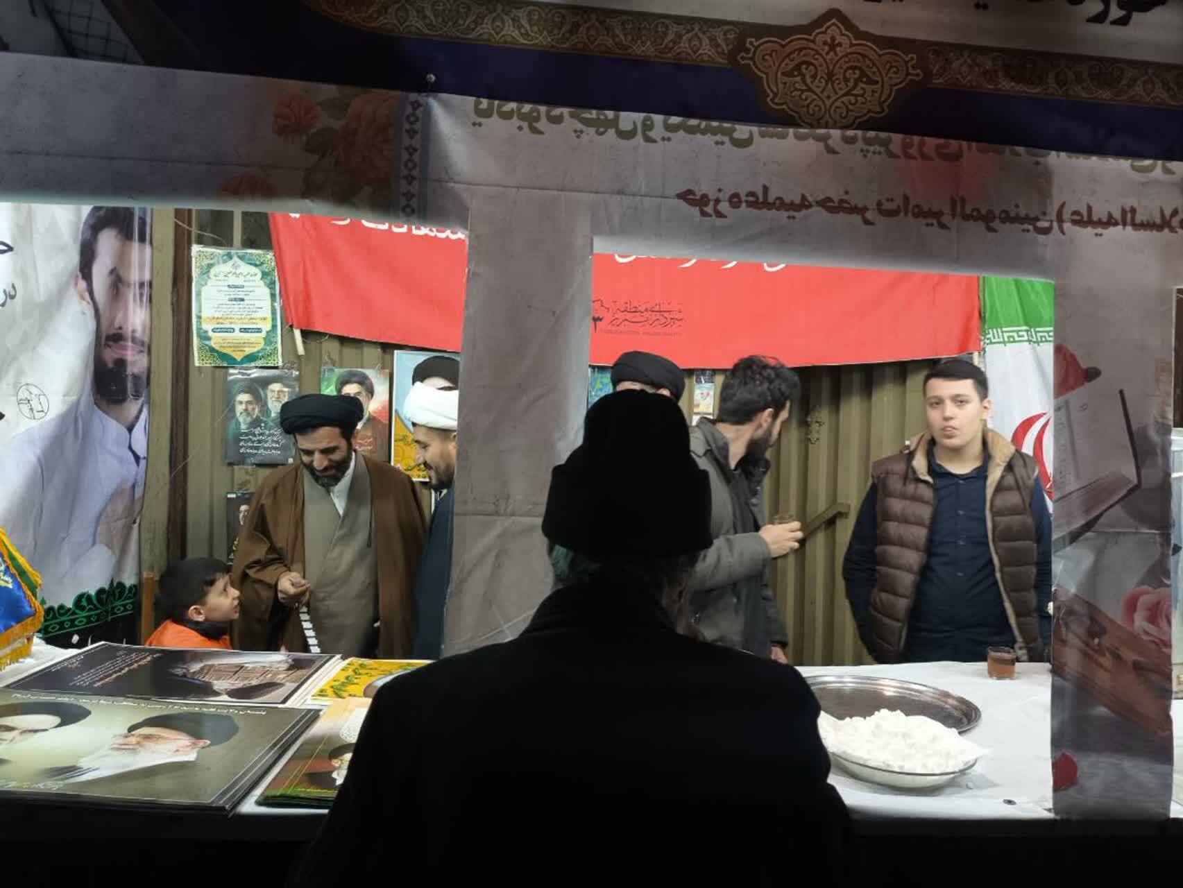 بازدید معاون امور طلاب حوزه علمیه استان از موکب سیدالشهدای انقلاب+ تصاویر بازدید معاون امور طلاب حوزه علمیه استان از موکب سیدالشهدای انقلاب+ تصاویر