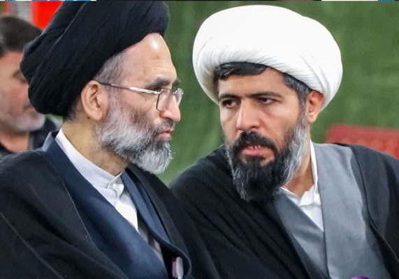 رونمایی از انتشارات «امیرمومنان» در کاشان + عکس