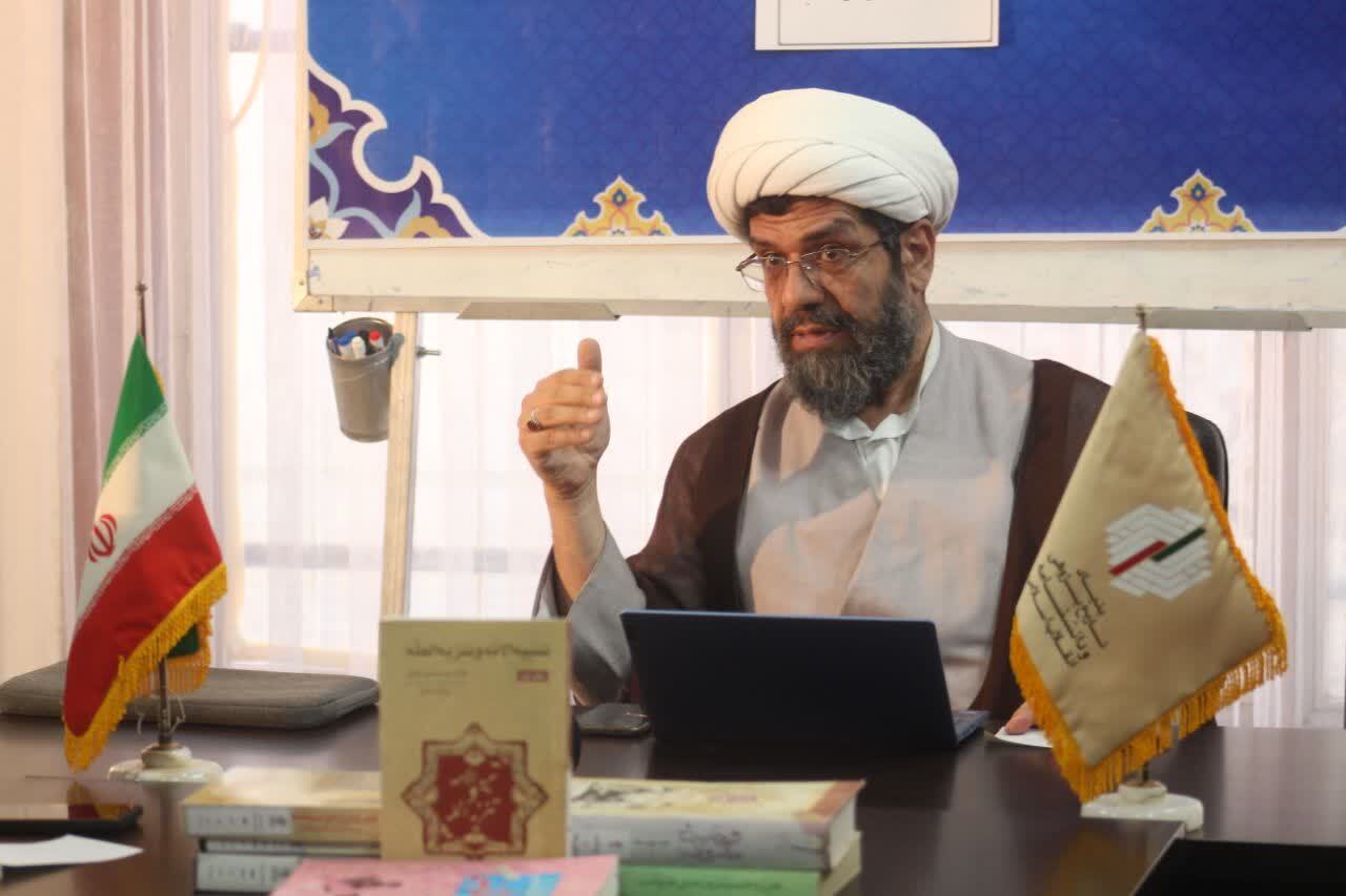 برگزاری نشست تخصصی بازخوانی «تنبیه‌الامّه و تنزیه‌الملّه» در بنیاد تاریخ‌پژوهی قم