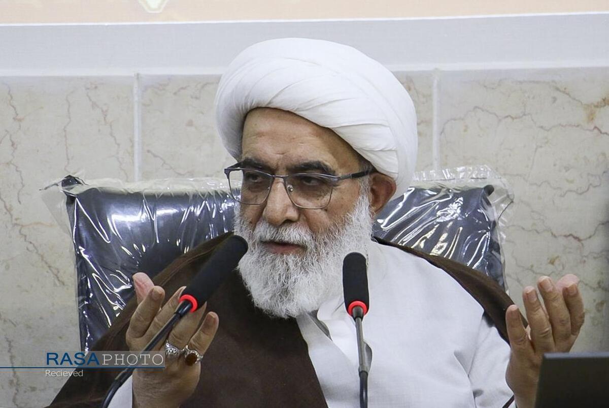 رهبر شهید از فقاهت حوزه نگران بود/ تعطیلی دروس حوزه به‌خاطر حضور در میدان، اقدام درستی است