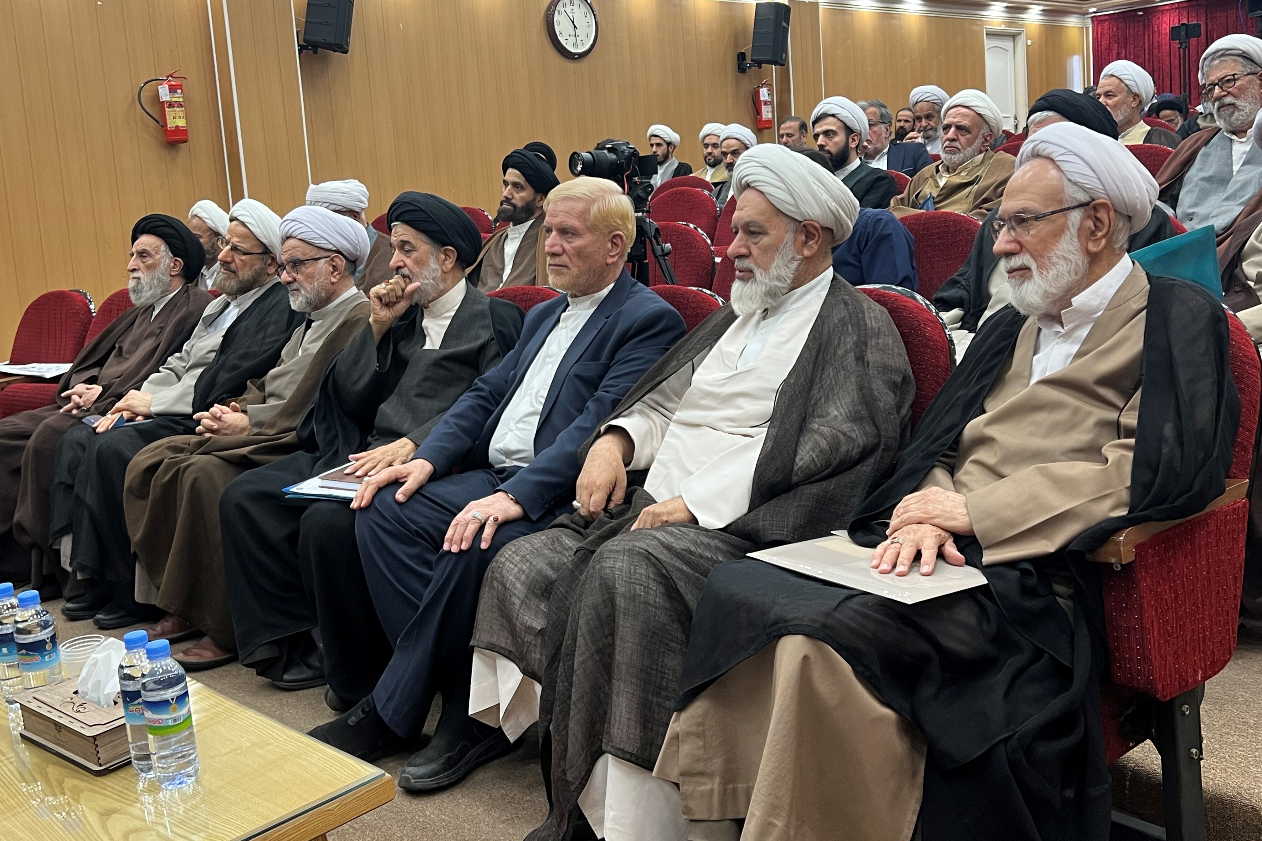 گزارشی از برگزاری بزرگداشت مقام علمی فقیه نواندیش آیت‌الله العظمی محمد ابراهیم جناتی+عکس
