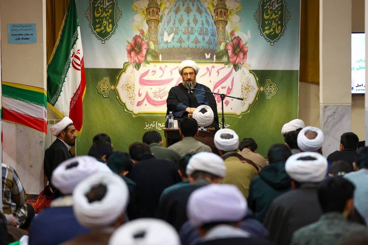 روحانیت پناهگاه اعتقادی جامعه است