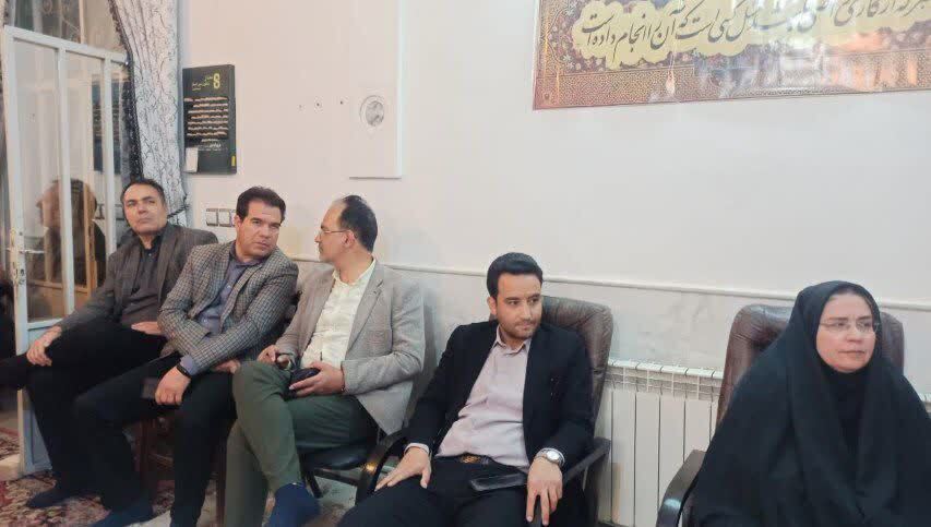 رونمایی از «سند توسعه پنجساله فرهنگی» و «تقویم رویدادهای فرهنگی» رونمایی از «سند توسعه پنجساله فرهنگی» و «تقویم رویدادهای فرهنگی»