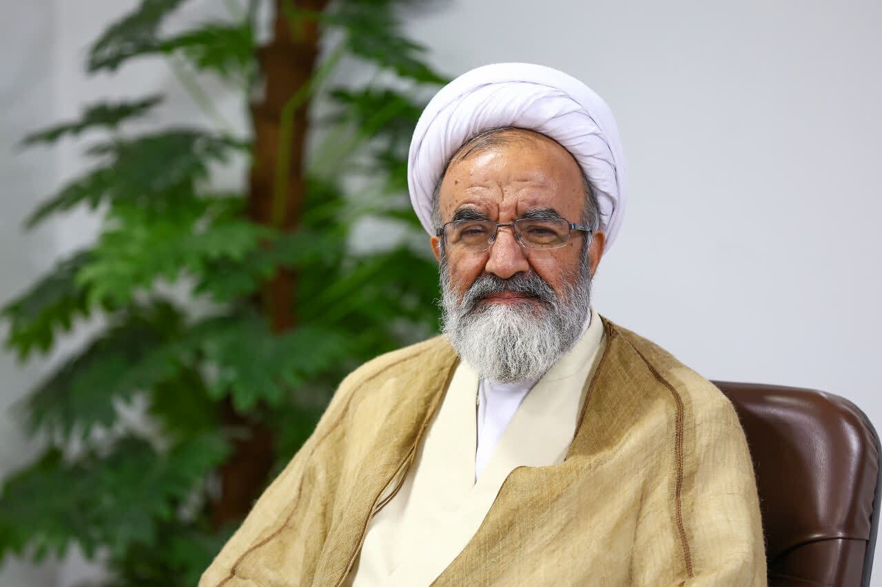 تأکیدامام جمعه تبریز بر تکریم علمای پیشکسوت و بهرهگیری از اندوختههای علمی آنان+ تصاویر تأکیدامام جمعه تبریز بر تکریم علمای پیشکسوت و بهرهگیری از اندوختههای علمی آنان+ تصاویر