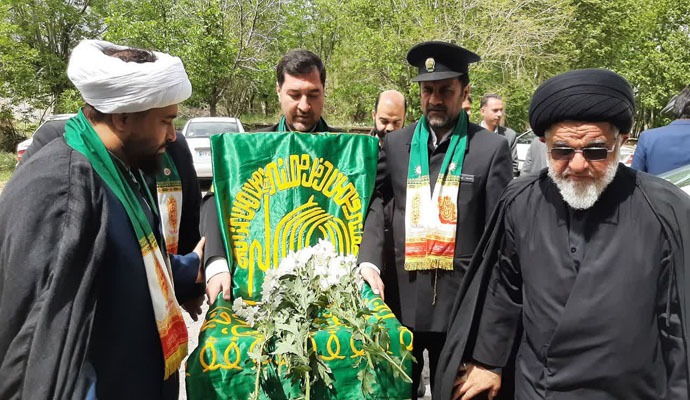 کاروان زیر سایه خورشید به نطنز شهر اولیا الله رسید کاروان زیر سایه خورشید به نطنز شهر اولیا الله رسید