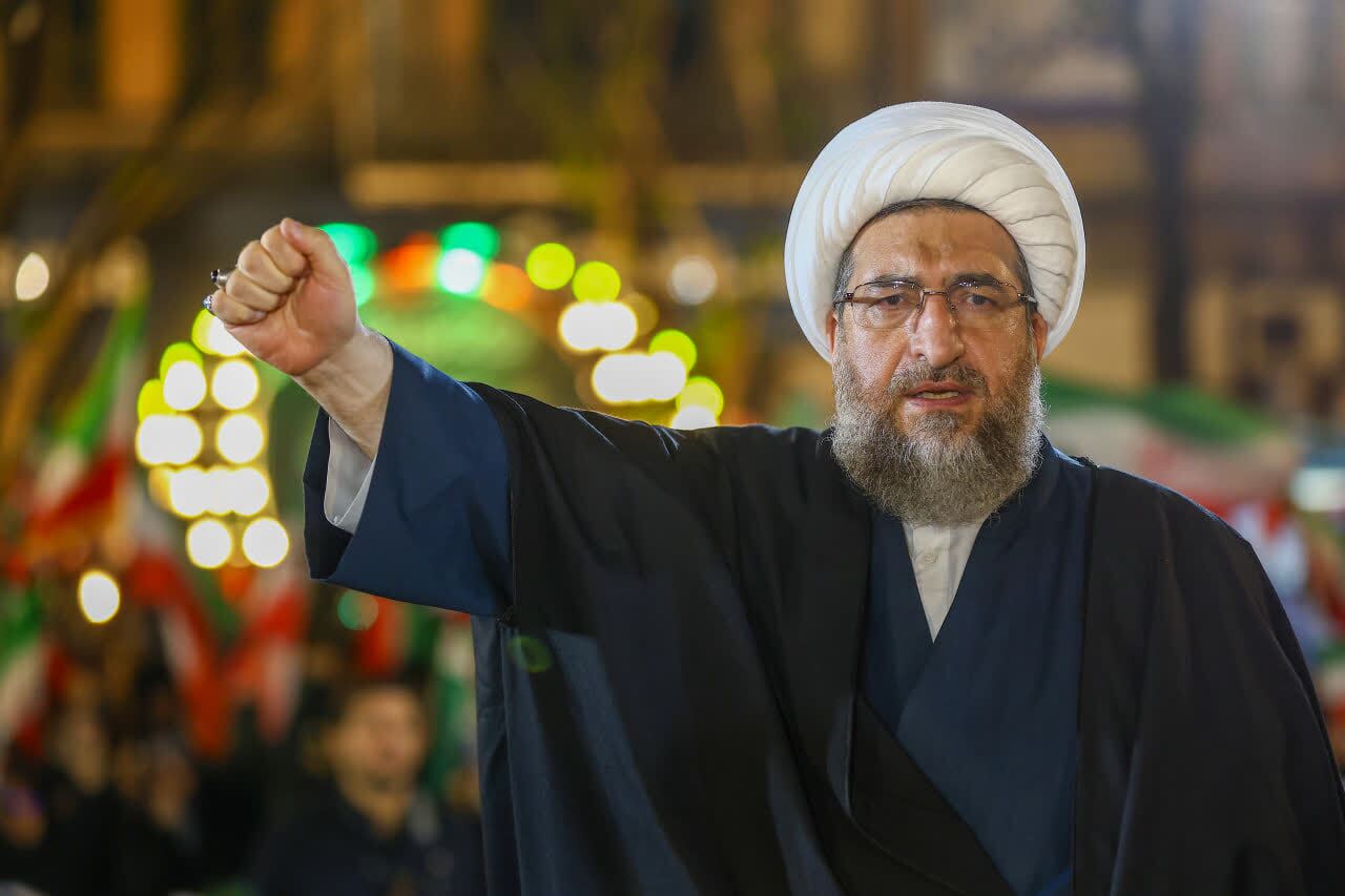 حضور نماینده ولیفقیه در استان در موج ۵۵ حماسه خیابان تبریز حضور نماینده ولیفقیه در استان در موج ۵۵ حماسه خیابان تبریز