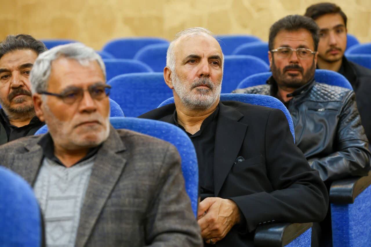 تجلیل از خانوادههای شهدای اقتدار در تبریز+ تصاویر تجلیل از خانوادههای شهدای اقتدار در تبریز+ تصاویر