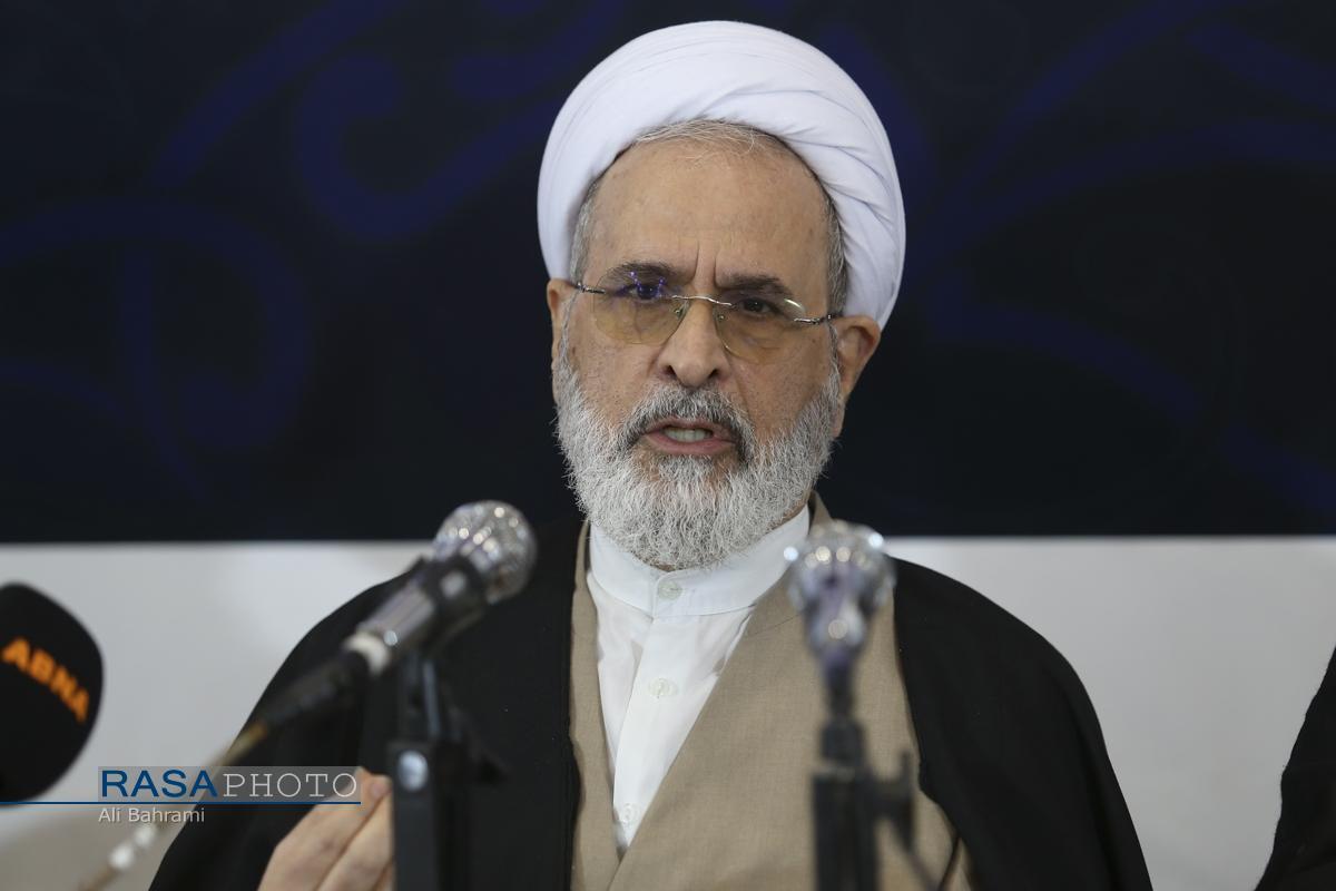 عکس ها کامل شود////مسئولان لشکری و کشوری با ارسال پیام وحدت پاسخ محکمی به ترامپ دادند