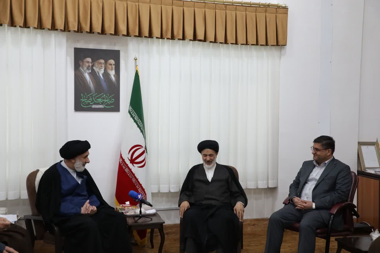 ایران از پیچیدهترین گردنه تقابل جهانی با سربلندی عبور کرد ایران از پیچیدهترین گردنه تقابل جهانی با سربلندی عبور کرد