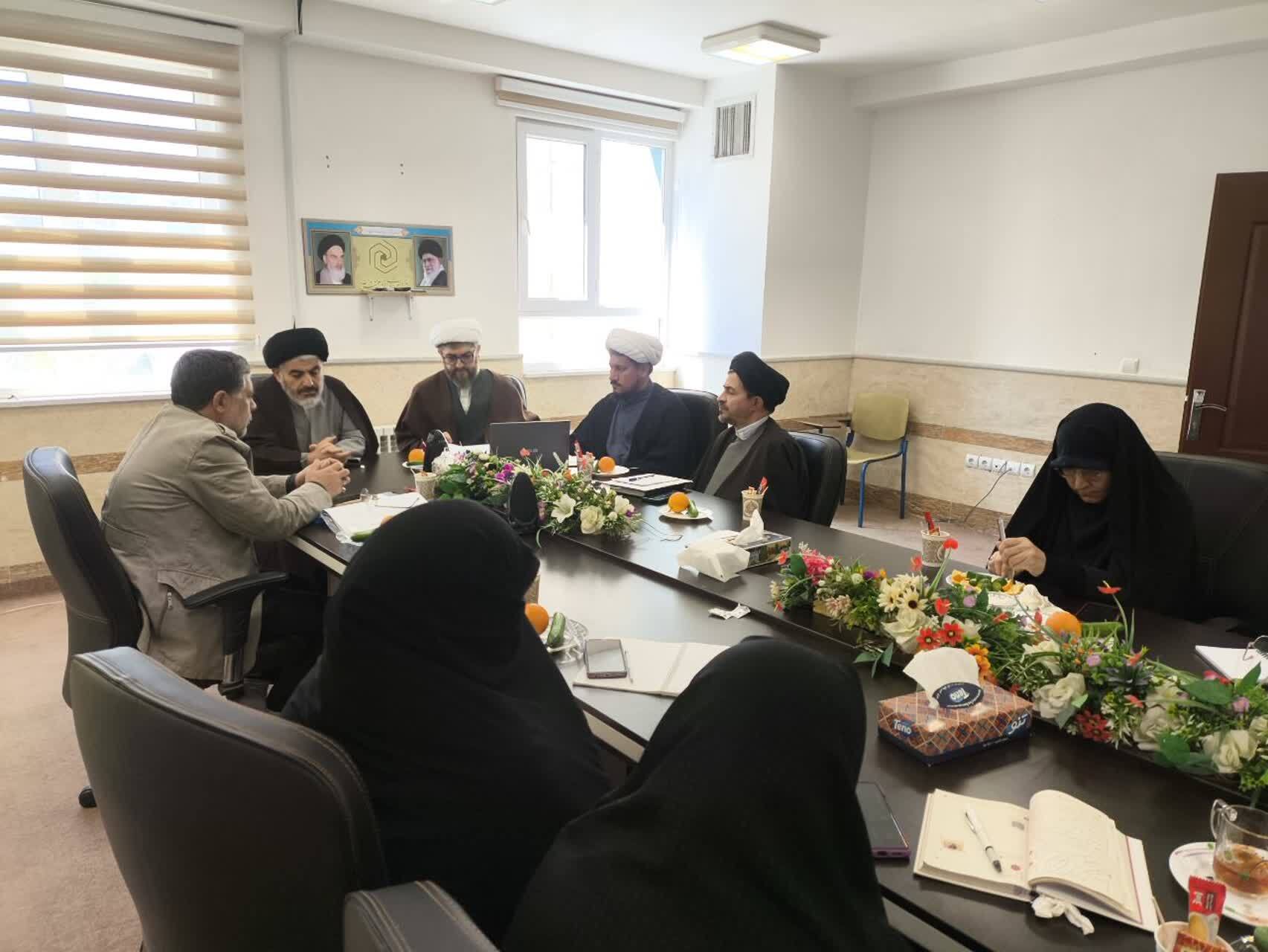 تأکید امام جمعه ارومیه بر جایگاه دعا در زندگی مؤمنانه و مدیریت+ تصاویر