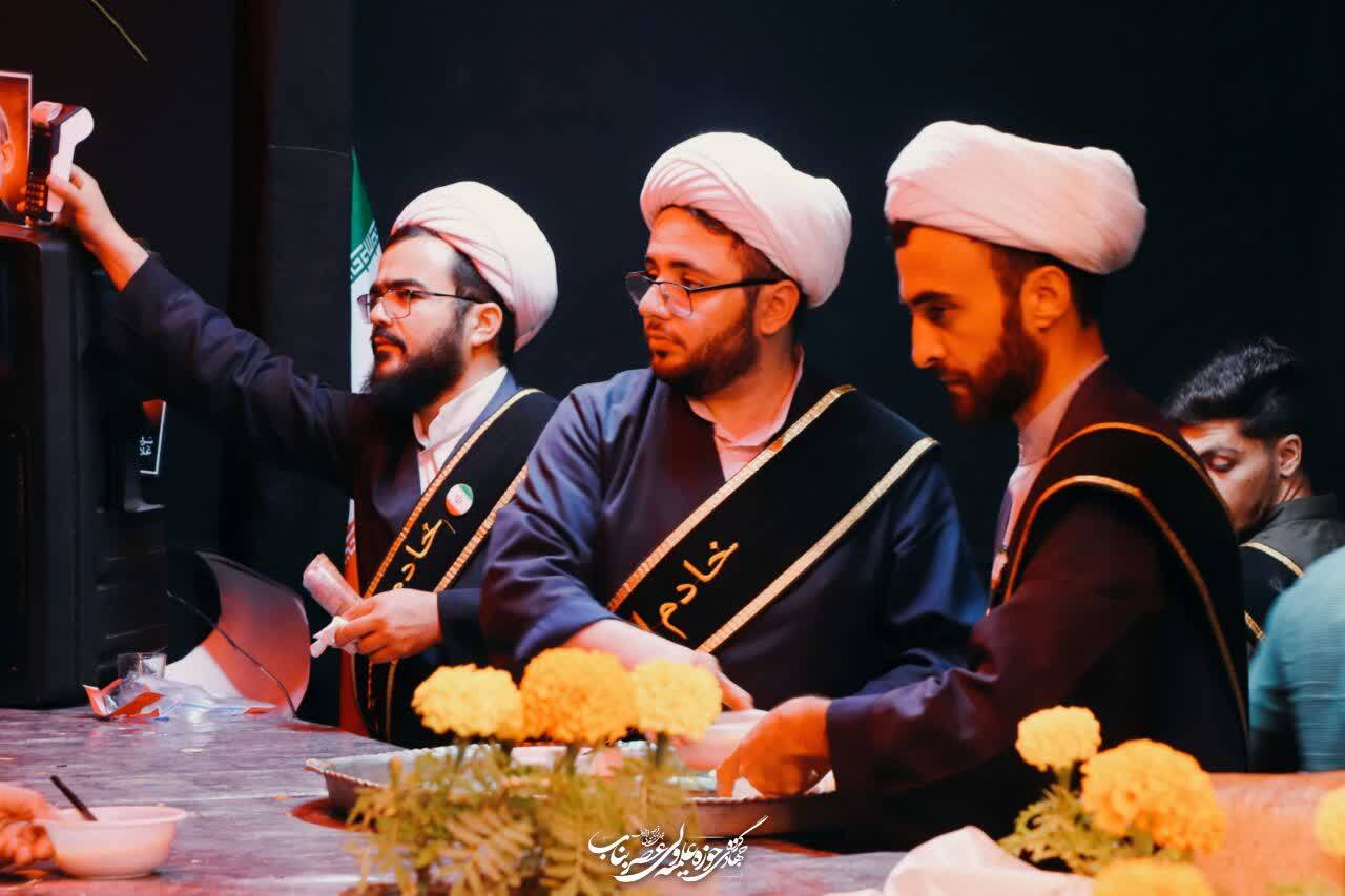 سنگر خدمت و فرهنگ در روزهای جنگ+ تصاویر سنگر خدمت و فرهنگ در روزهای جنگ+ تصاویر