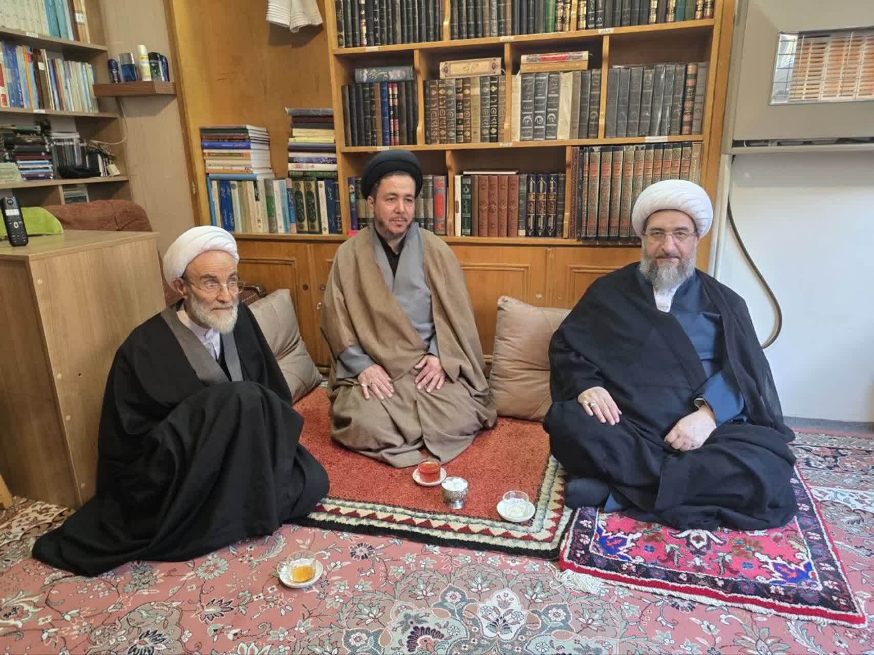 تأکید امام جمعه تبریز بر تکریم علمای پیشکسوت+ تصاویر تأکید امام جمعه تبریز بر تکریم علمای پیشکسوت+ تصاویر