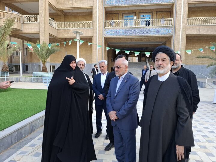 تأکید مراجع عظام تقلید بر کنترل بازار، عدم اعتماد به آمریکا و حمایت از تیم مذاکره کننده تأکید مراجع عظام تقلید بر کنترل بازار، عدم اعتماد به آمریکا و حمایت از تیم مذاکره کننده