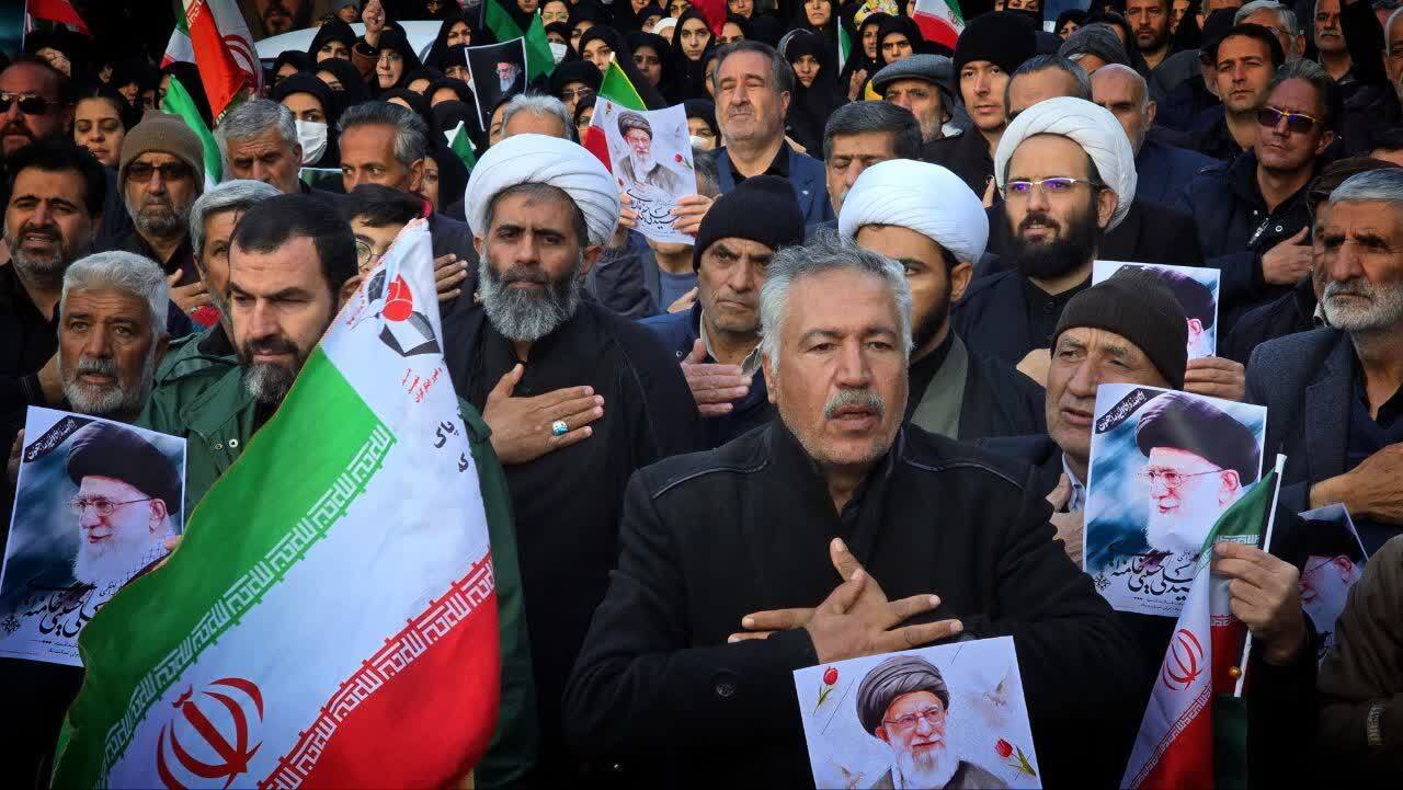 حماسه خیابان در «بروجن» ادامه دارد؛ از اجتماعات مسجدمحور تا برپایی مواکب مردمی