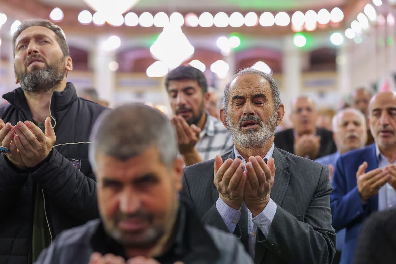 نماز عید سعید قربان در مصلای اعظم تبریز اقامه شد+ تصاویر