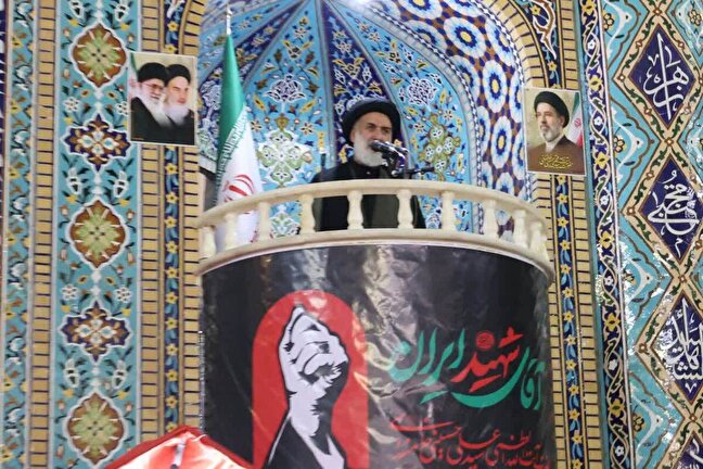 تشییع امام شهید یک رفراندوم بزرگ و تاریخی بود