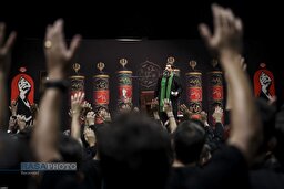 دومین شب مراسم عزاداری حضرت اباعبدالله الحسین (ع) از طرف رهبر انقلاب