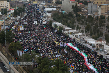 بعثت انقلاب | تصاویر هوایی از راهپیمایی عظیم یوم الله 22 بهمن در قم