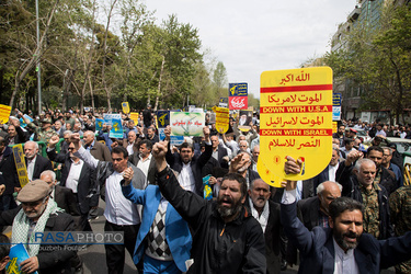 راهپیمایی نمازگزاران تهران در حمایت از سپاه