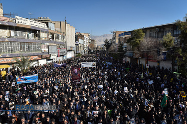 تجمع و راهپیمایی مردم غیور شیراز درپی شهادت سپهبد حاج قاسم سلیمانی