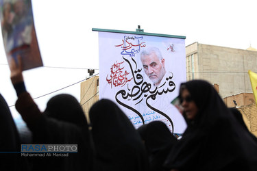 راهپیمایی نمازگزاران قم در حمایت ازسپاه و اقتدار و امنیت نظام اسلامی