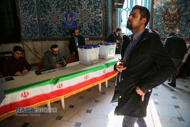 انتخابات مجلس یازدهم و انتخابات میاندوره ای مجلس خبرگان رهبری در تهران