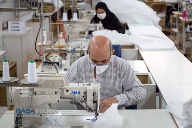 تولید جهادی و رایگان لباس مخصوص کادر درمانی بیماران مبتلا به کرونا در تهران