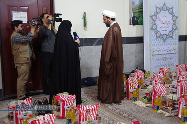 تهیه و توزیع ۴۰۰۰ بسته مواد غذایی در مشهد