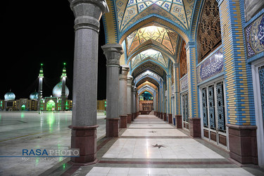احیا شب قدر پشت در‌های بسته مسجد مقدس جمکران