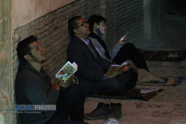 احیای شب بیست و سوم ماه مبارک رمضان در مسجد جامع اصفهان