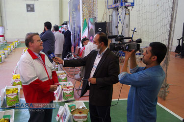 آماده سازی ۱۰۰۰ بسته معیشتی توسط جمعیت هلال احمر مشهد