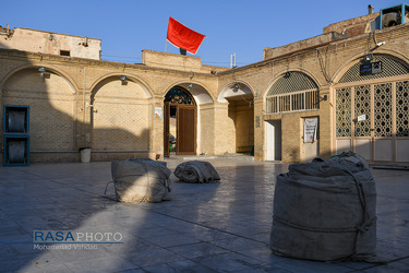 برپایی خیمه عزا در حرم امامزاده موسی مبرقع (ع) در قم