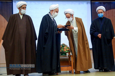 مراسم معارفه رییس جدید مؤسسه آموزشی و پژوهشی امام خمینی(ره)