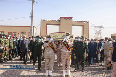 تشییع شهید ۱۷ ساله گمنام دفاع مقدس در مرزبانی خوزستان