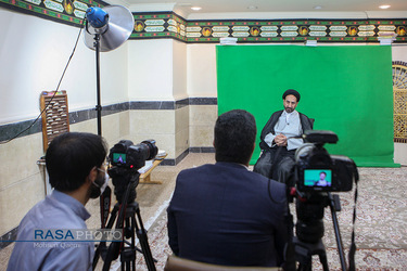بازدید رئیس مرکز خدمات حوزه علمیه از خبرگزاری رسا در روز خبرنگار